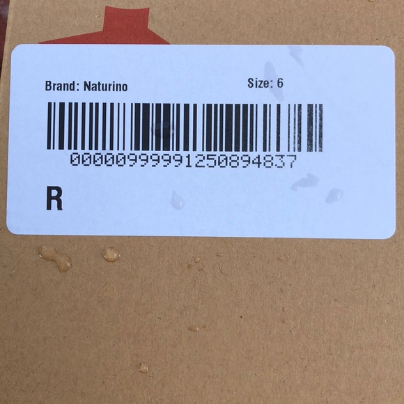 BNWT Patent Leather Sandals - Picture 5 of 5